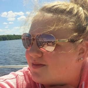 Meet your Posher, Savanah